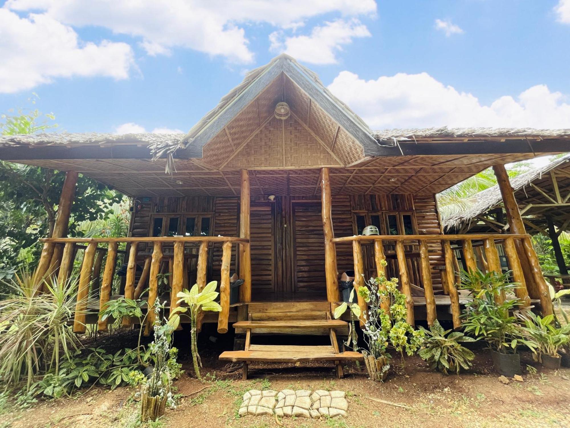 Travis Post Homestay シキホール エクステリア 写真